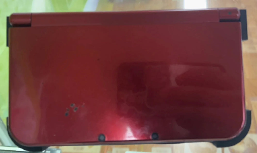 New Nintendo 3DS XL Handheld Console  Red